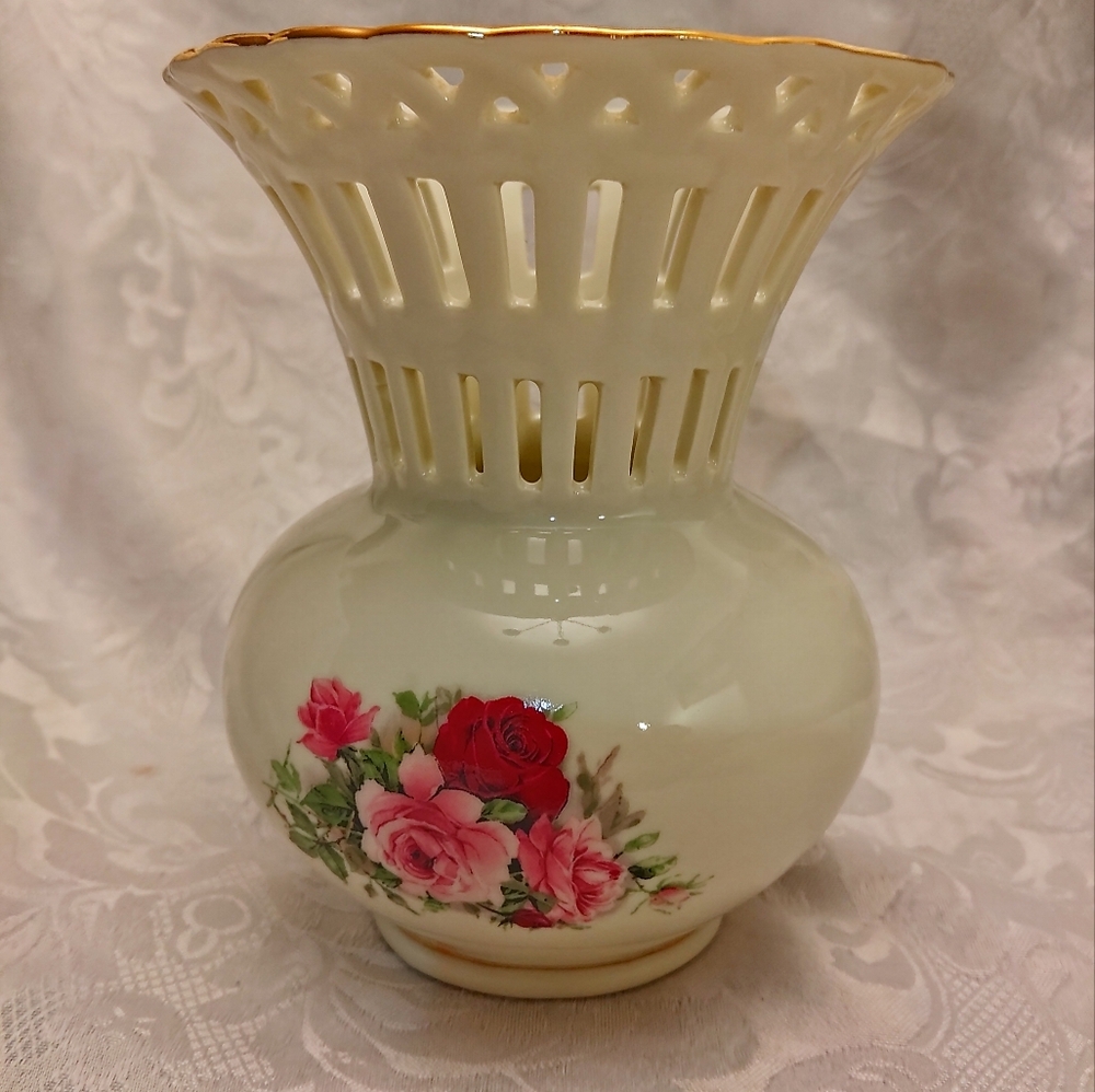 Formalities By Baum Bros. Ivory Porcelain  5 3/4" tall Vase Scalloped Top
